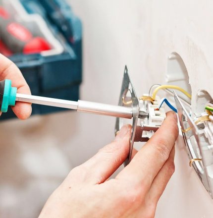 Residential Electrician Brisbane, Logan Redlands - Domestic Electrician