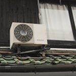 white and gray box fan